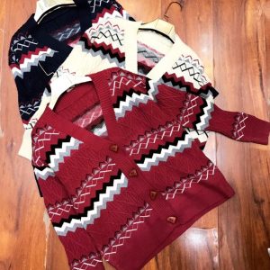 ژاکت زنانه طرح زیگ‌زاگ مدل کاردیگان